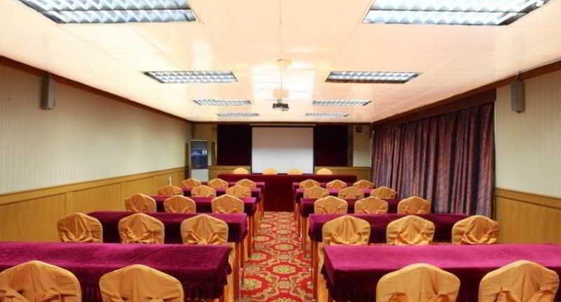 Bluesky Hotel Canton Extérieur photo