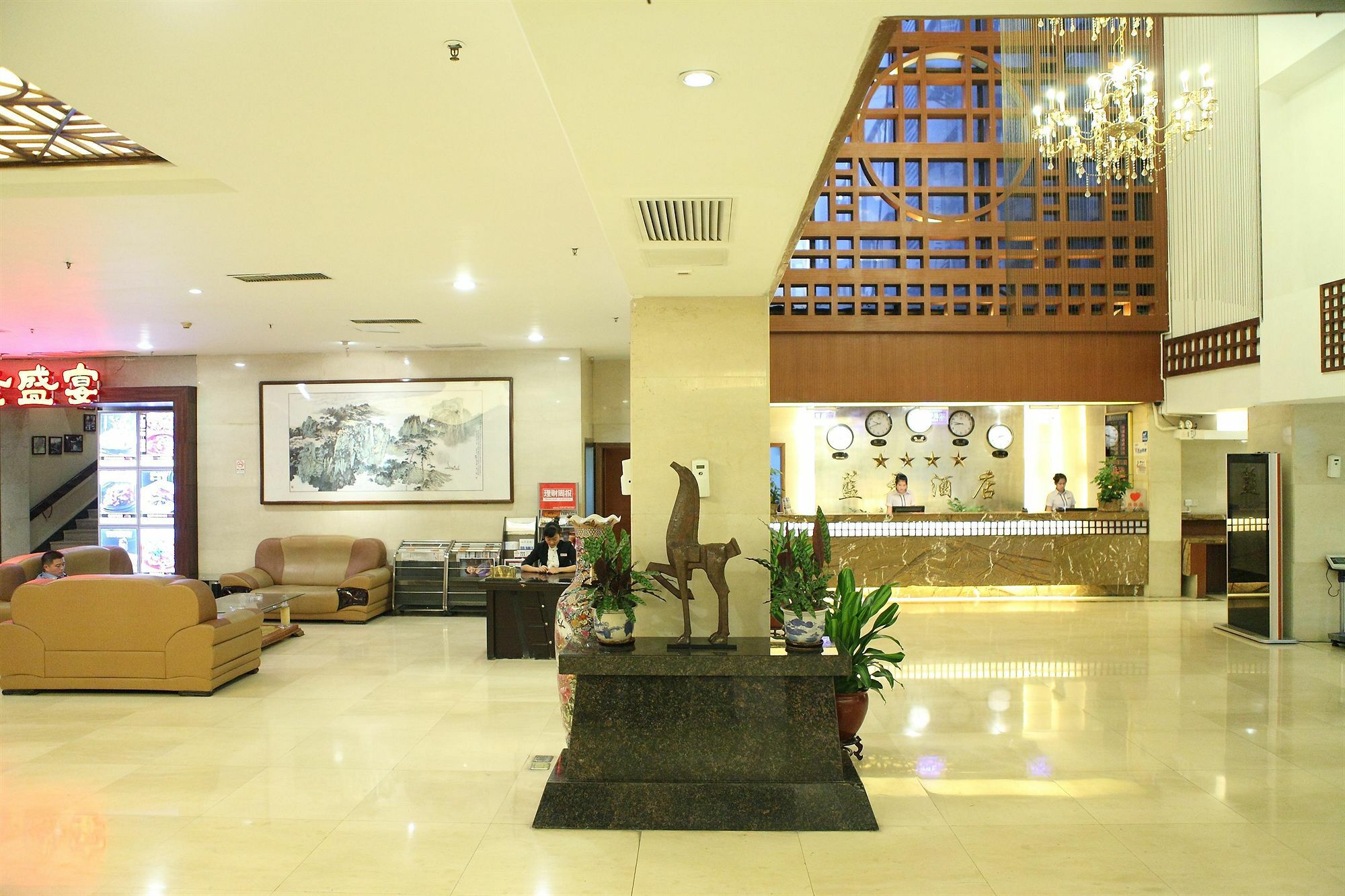 Bluesky Hotel Canton Extérieur photo