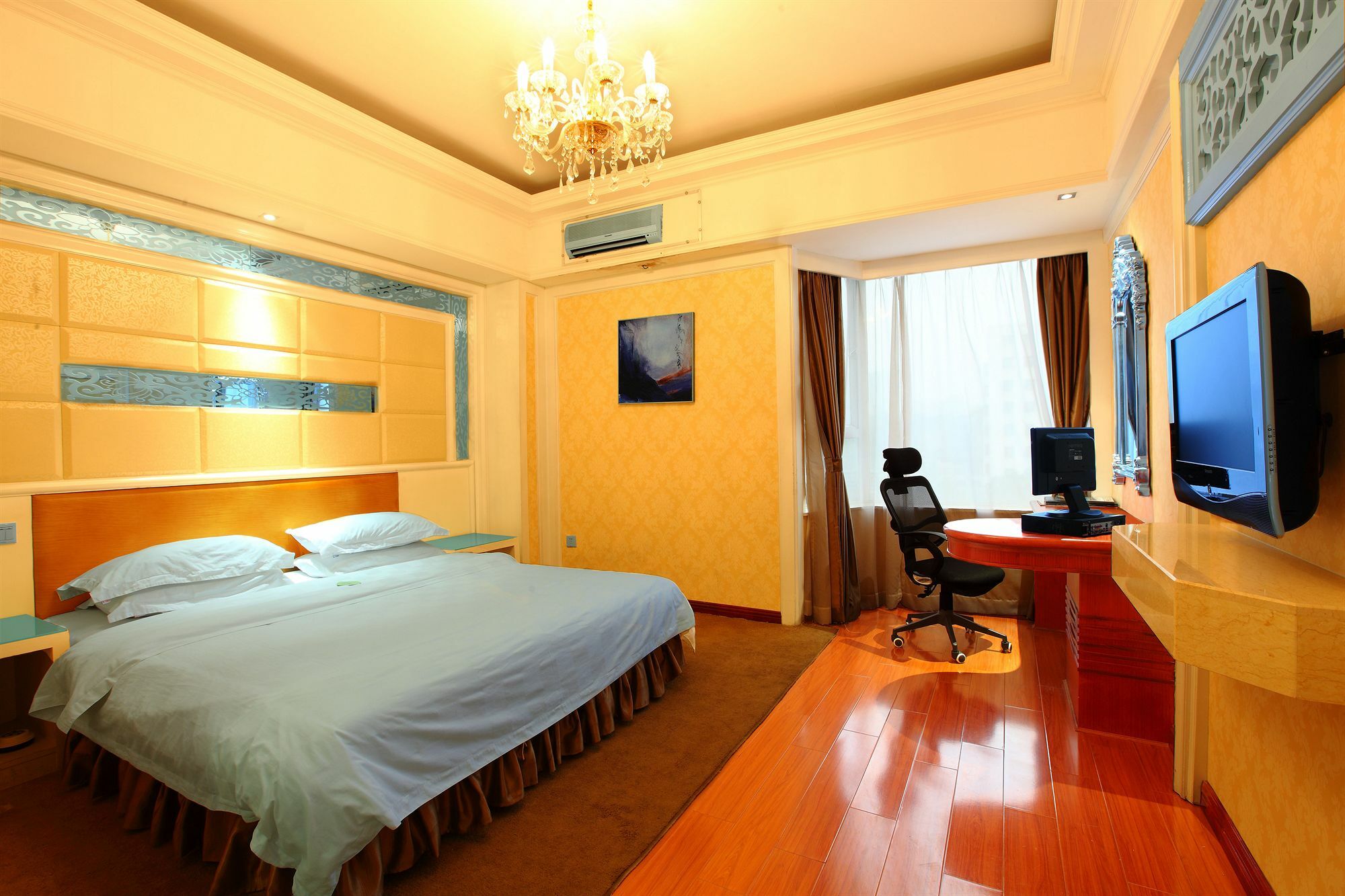 Bluesky Hotel Canton Extérieur photo